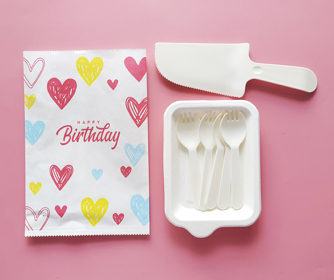 Spoon and fork + pulp tray